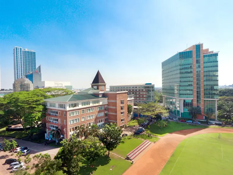 希望之光大学 · 校园景色